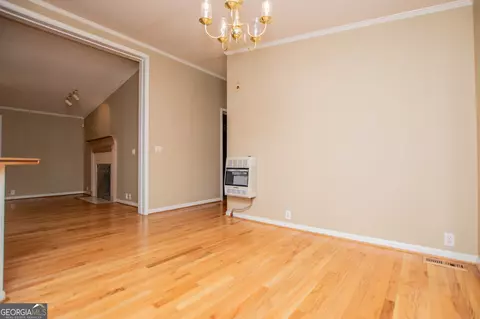Living - 75 Dashboard Rd, Bowdon, GA 30108 photo 8 of 10