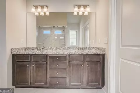 Bath - 153 Wingate Dr #25A, Winder, GA 30680 photo 4 of 5