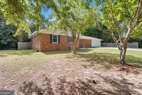 111 Avalon Dr, Warner Robins, GA 31088 photo 3