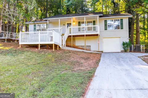 4908 Tarleton Dr SW, Lilburn, GA 30047