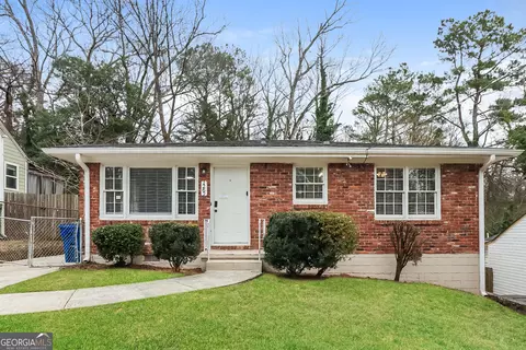 1262 Lorenzo Dr SW, Atlanta, GA 30310