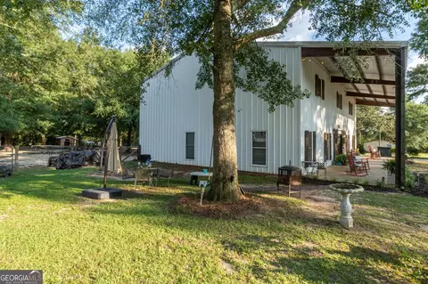 Exterior - 10090 Campground Rd, Matthews, GA 30818 photo 6 of 16