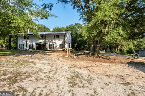 Exterior - 10090 Campground Rd, Matthews, GA 30818 photo 8 of 16