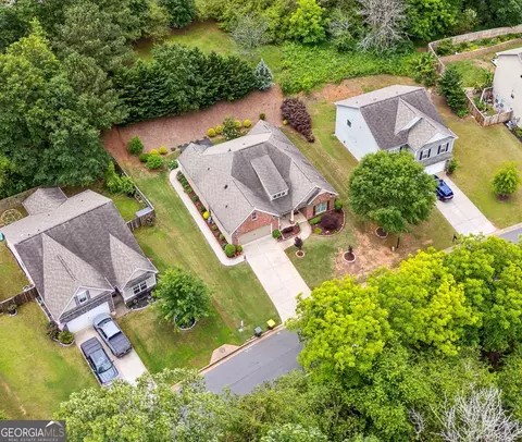 8040 Gracen Dr, Gainesville, GA 30506