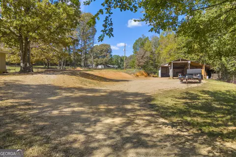 Exterior - 66 Dennis Dr, Commerce, GA 30529 photo 16 of 22