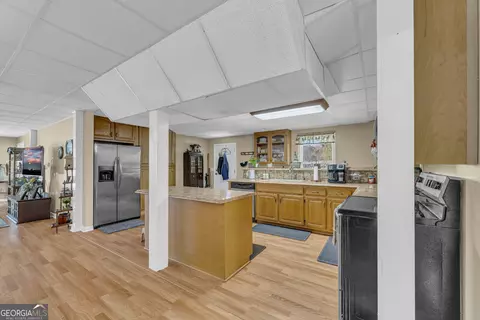 Kitchen - 66 Dennis Dr, Commerce, GA 30529 photo 17 of 17