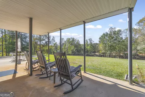 Exterior - 66 Dennis Dr, Commerce, GA 30529 photo 7 of 22