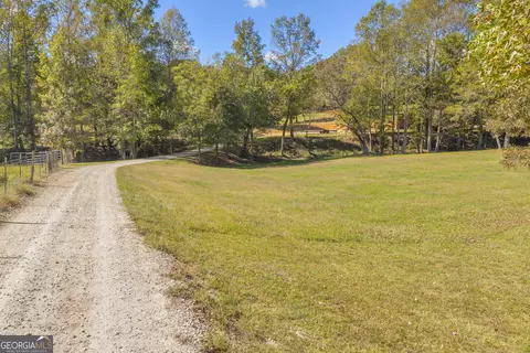 Exterior - 66 Dennis Dr, Commerce, GA 30529 photo 14 of 22