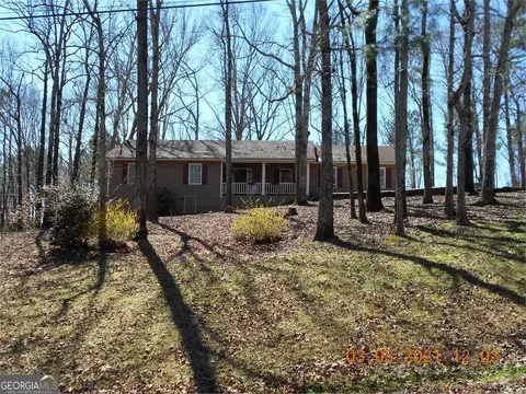 124 Westover Trl, Lagrange, GA 30240