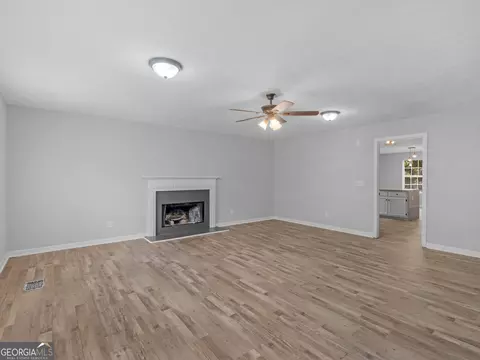Living - 1120 Jackson Lake Rd, Jackson, GA 30233 photo 4 of 9