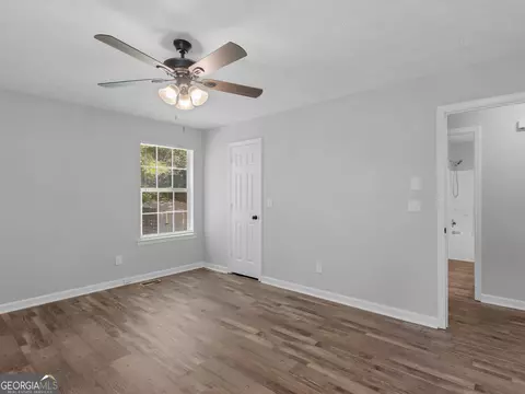 Bedroom - 1120 Jackson Lake Rd, Jackson, GA 30233 photo 10 of 10