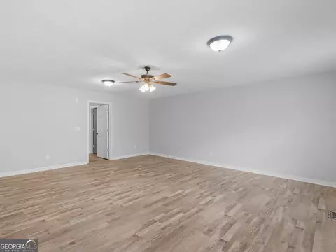 Living - 1120 Jackson Lake Rd, Jackson, GA 30233 photo 9 of 9