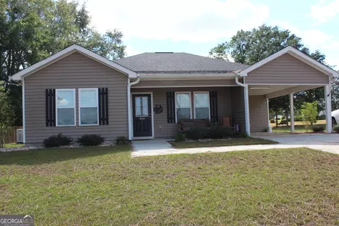 406 Old Brookfield Rd E, Tifton, GA 31794