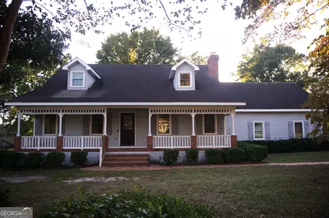 213 Tucker Rd, Warner Robins, GA 31088