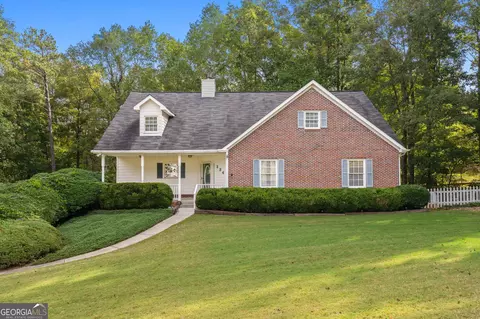 234 Hampton Shores Dr, Hampton, GA 30228