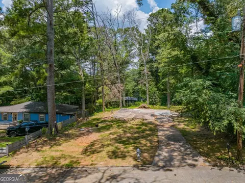 1042 Regis Rd SE, Atlanta, GA 30315