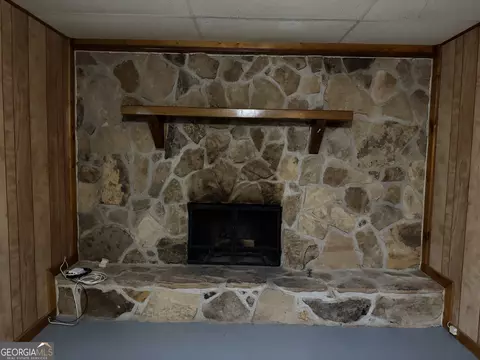 Living - 350 Wilkerson Rd, Rex, GA 30273 photo 4 of 4