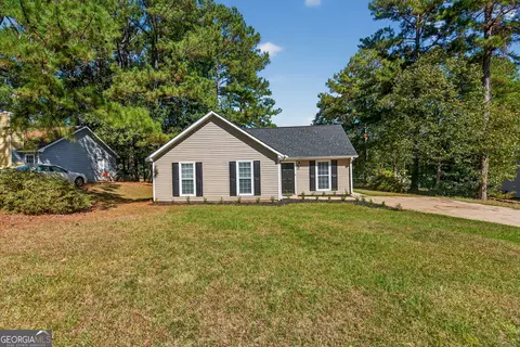 105 Ridgefield Dr, Lagrange, GA 30241