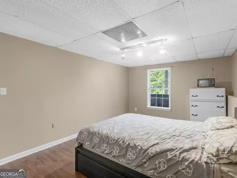 Bedroom - 1130 Jackson Lake Rd, Jackson, GA 30233 photo 11 of 13