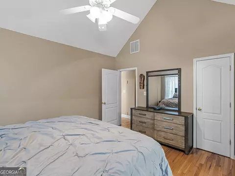 Bedroom - 1130 Jackson Lake Rd, Jackson, GA 30233 photo 3 of 13