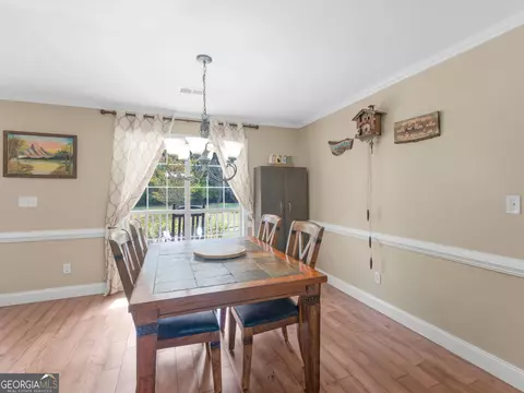 Dining - 1130 Jackson Lake Rd, Jackson, GA 30233 photo 3 of 6