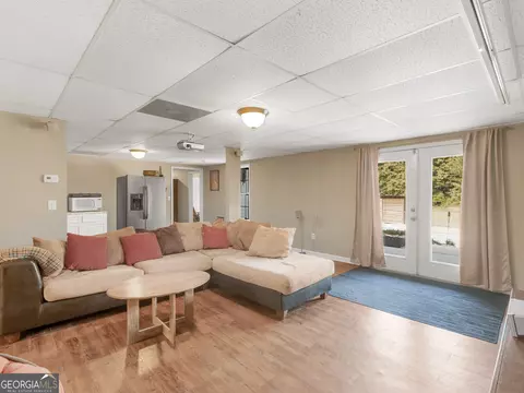 Living - 1130 Jackson Lake Rd, Jackson, GA 30233 photo 6 of 7