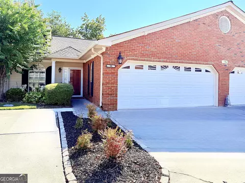 1706 Chestnut Oak Dr #90, Dalton, GA 30721