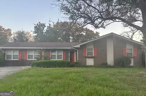 102 Monteigo Ct, Centerville, GA 31028