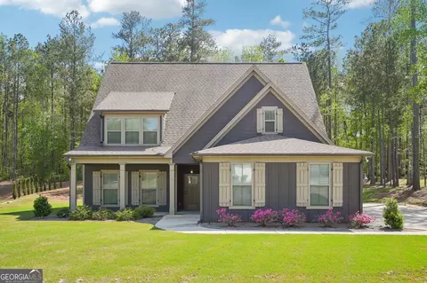 76 Greyfairs Ave, Senoia, GA 30276