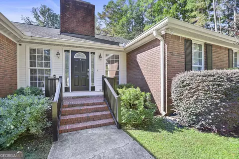 Exterior - 3011 Mooty Bridge Rd, Lagrange, GA 30240 photo 3 of 18
