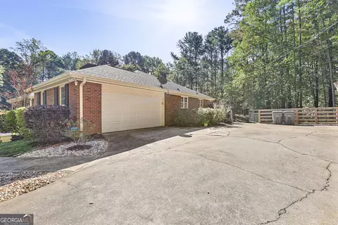 Exterior - 3011 Mooty Bridge Rd, Lagrange, GA 30240 photo 7 of 18