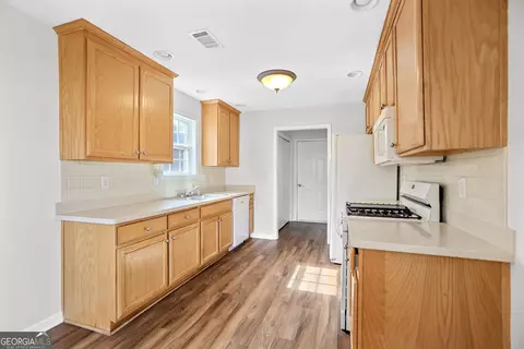 Kitchen - 255 Prominent Loop, Mcdonough, GA 30253 photo 1 of 3
