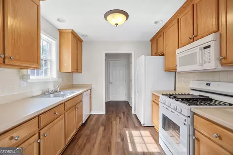 Entry Way - 255 Prominent Loop, Mcdonough, GA 30253 photo 5 of 5