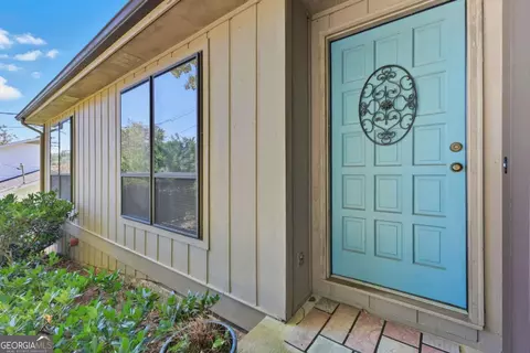 943 Parkhill Pl, Gainesville, GA 30501