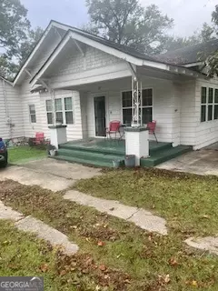 606 Edenfield Ave, Millen, GA 30442