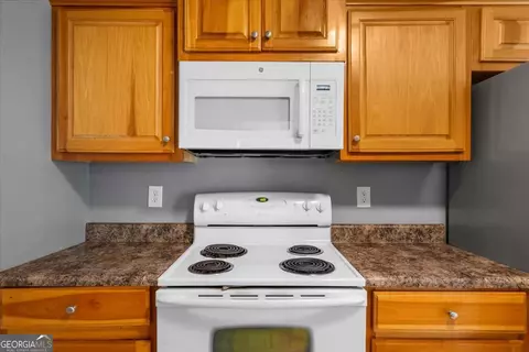 Kitchen - 388 High Point Rd, Buchanan, GA 30113 photo 1 of 2