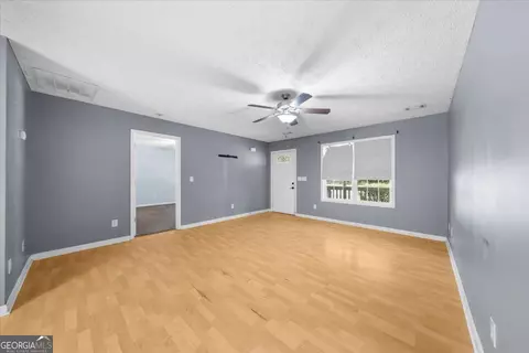 Living - 388 High Point Rd, Buchanan, GA 30113 photo 3 of 10
