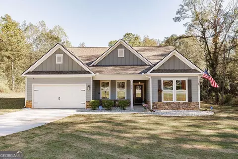 339 Sam Groves St, Danielsville, GA 30633