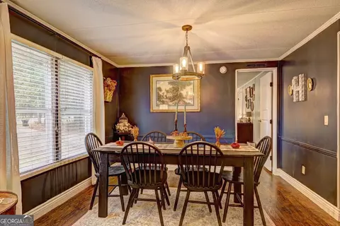 8444 Forrest Rd, Grantville, GA 30220