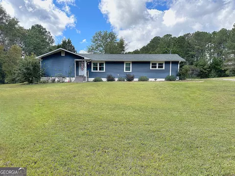 417 Tucker Rd, Pine Mountain, GA 31822