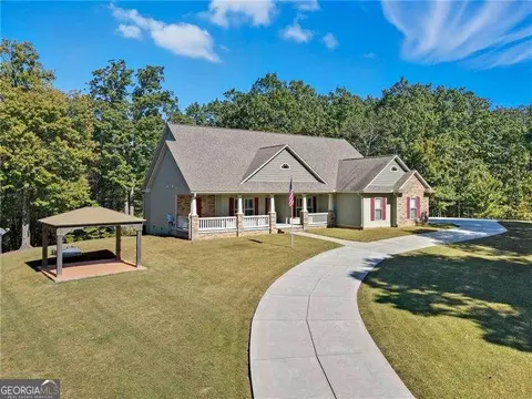 1560 Garland Mountain Trl, Waleska, GA 30183