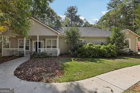 180 Tabor Forest Dr, Oxford, GA 30054