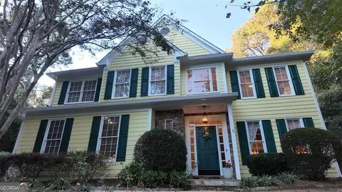 262 Ashbourne Trl, Lawrenceville, GA 30043
