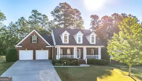 304 Tanglewood Trl, Carrollton, GA 30116