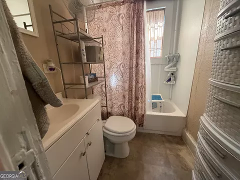 608 S Harlem Cir, Lagrange, GA 30241 photo 6