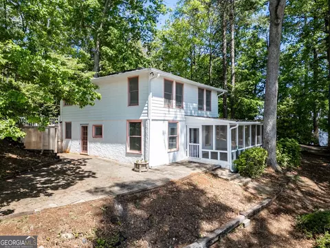 Exterior - 185 Crestview Rd, Jackson, GA 30233 photo 4 of 23