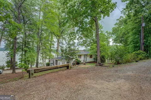 Exterior - 185 Crestview Rd, Jackson, GA 30233 photo 2 of 23