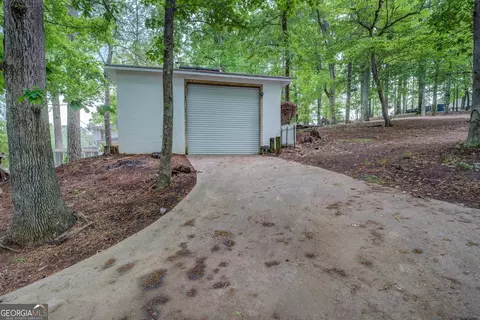 Exterior - 185 Crestview Rd, Jackson, GA 30233 photo 17 of 23