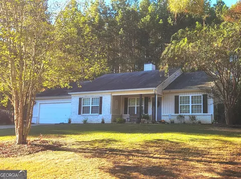 212 Pinewood Cir, Colbert, GA 30628