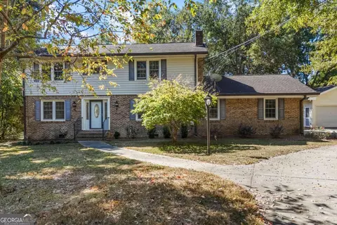 584 Oak Ct NW, Conyers, GA 30012